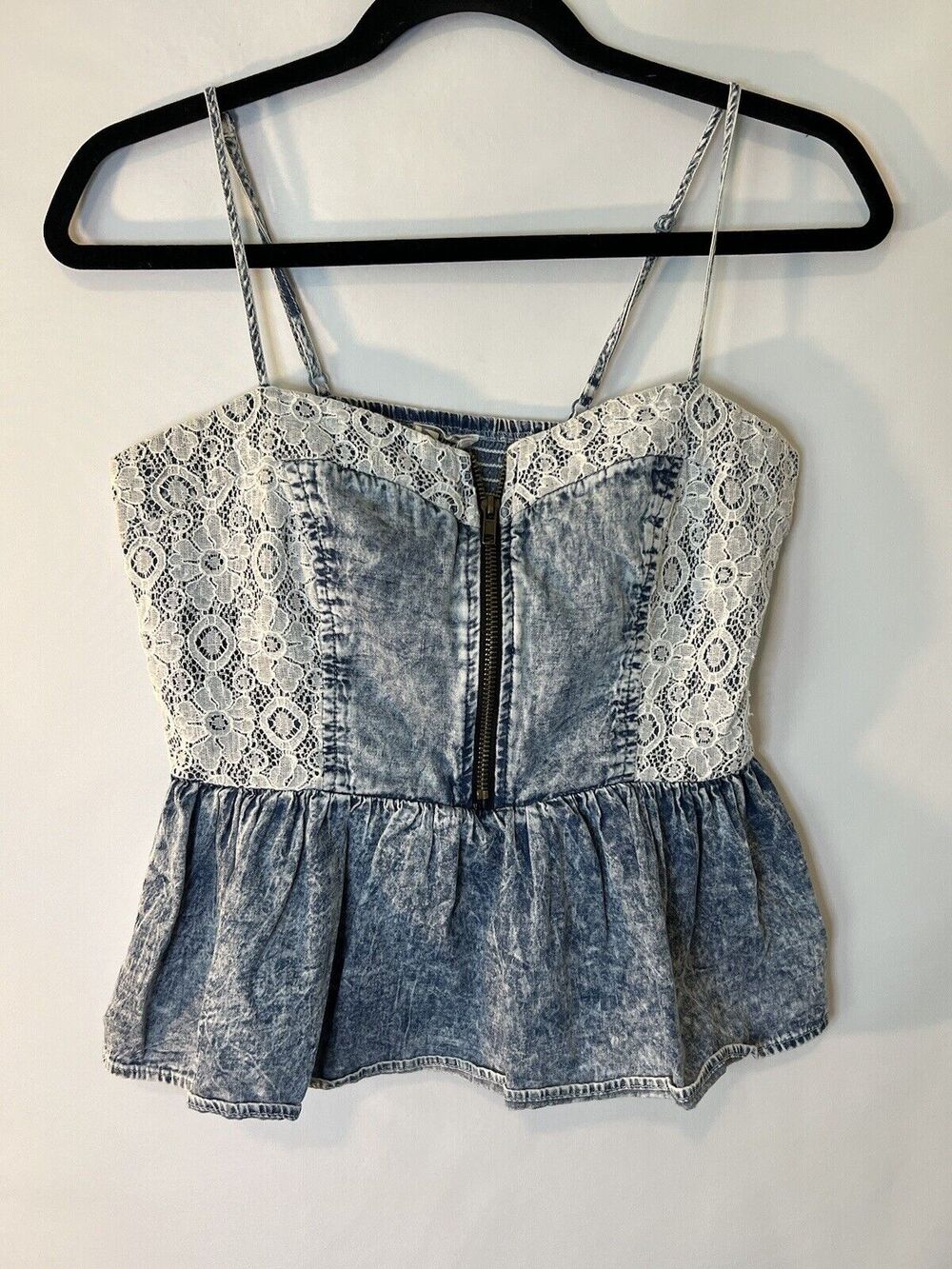 KIRRA Denim And lace Spaghetti Strap Tank Top Size Medium Blue Y2K